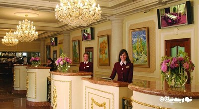میز پذیرش هتل کورستون مسکو