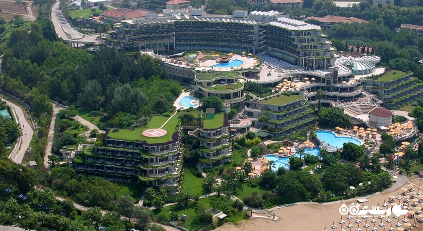 دورنمای هتل کریستال سانرایز کوئین لاکچری ریزورت