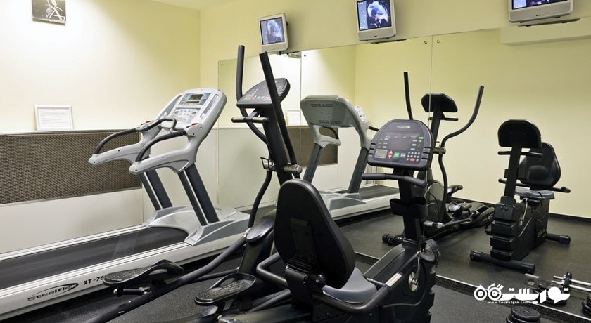 تردمیل های سالن ورزشی هتل