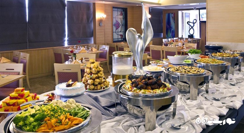 بوفه سلف سرویس رستوران د پالمز