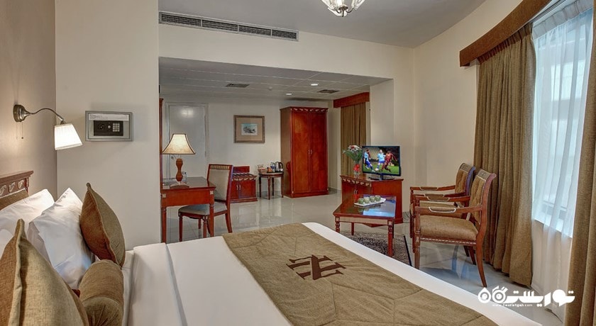 نمای تخت بزرگ اتاق دلوکس