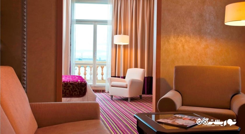 محوطه نشیمن سوئیت جونیور