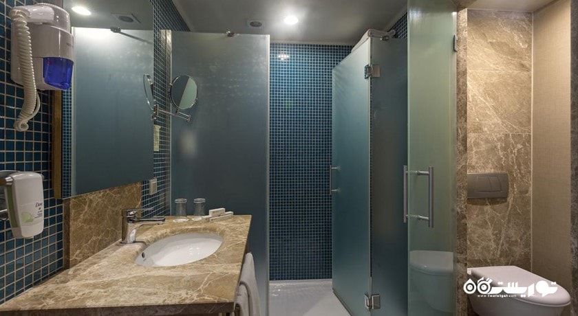 حمام و سرویس بهداشتی اتاق ها