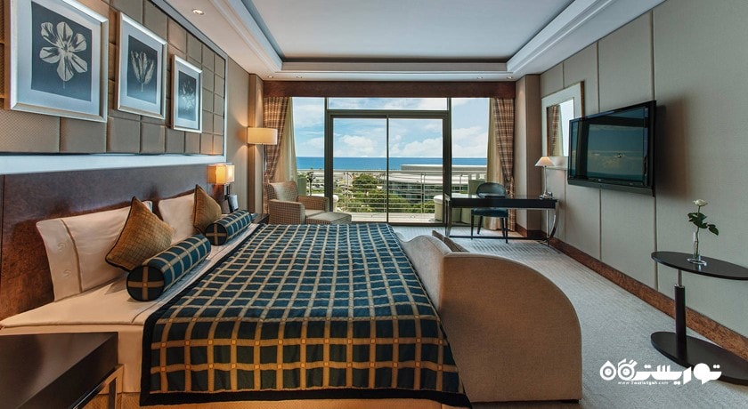 نمای تخت بزرگ سوئیت پرزیدنشال