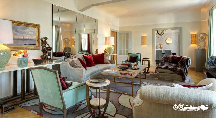 محوطه نشیمن سوئیت تزار