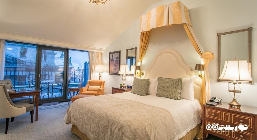 نمای تخت بزرگ اتاق تراس