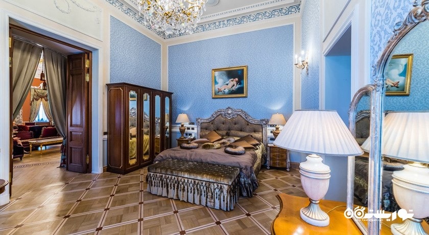 نمای تخت بزرگ سوئیت پرزیدنشال