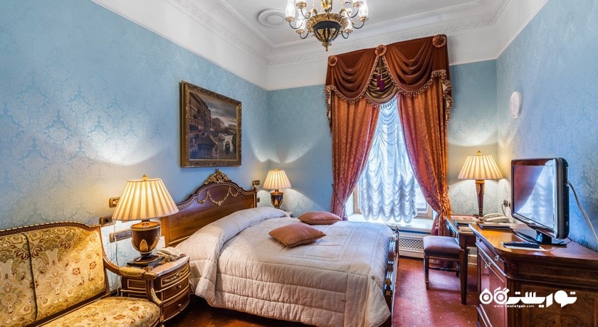 نمای تخت بزرگ اتاق سوپریور