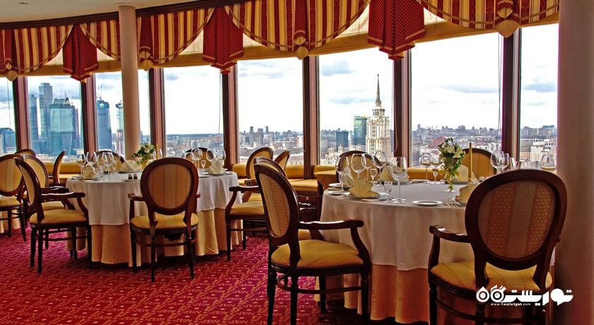 چشم انداز زیبای رستوران پانوراما