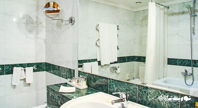 حمام و سرویس بهداشتی اتاق ها