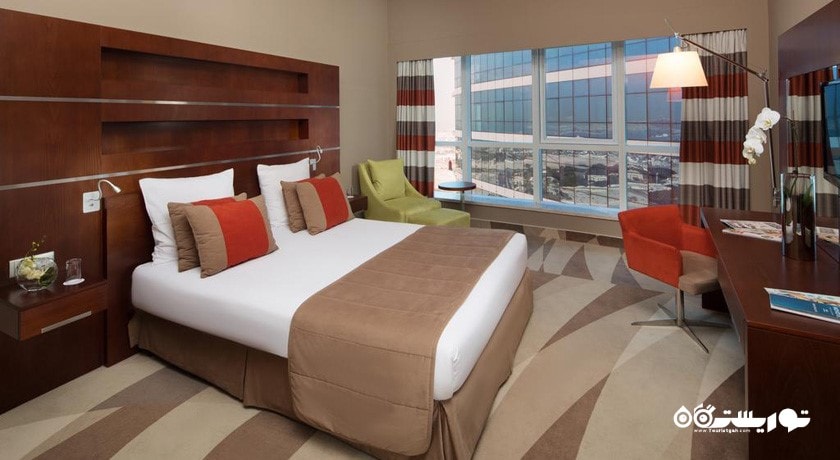 نمای تخت بزرگ سوئیت سه خوابه