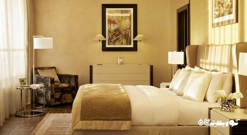 نمای تخت بزرگ سوئیت رویال