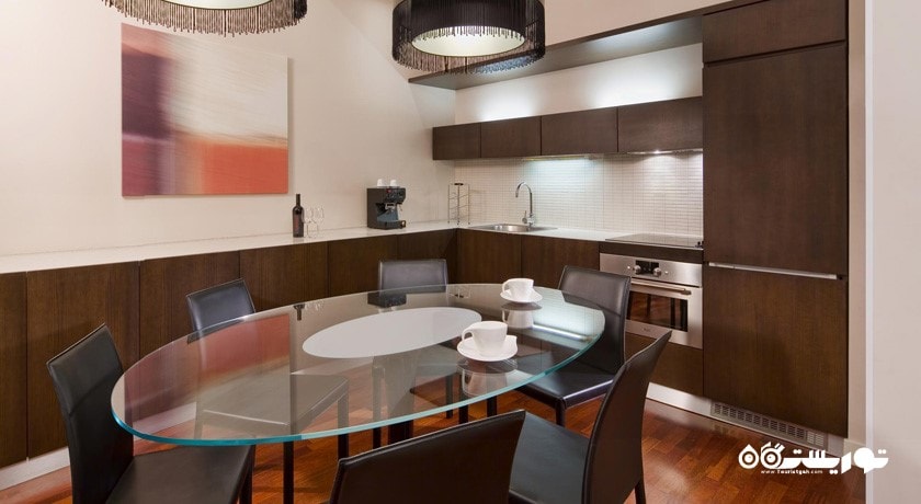 میز غذاخوری سوئیت اگزکیوتیو یک خوابه