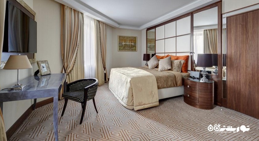 نمای تخت بزرگ سوئیت یک خوابه