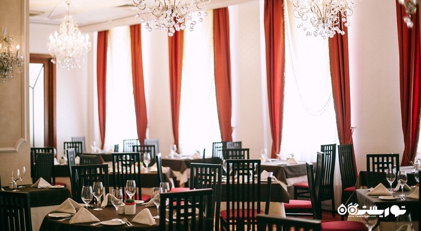 رستوران رومانوف هتل پیتر فرست