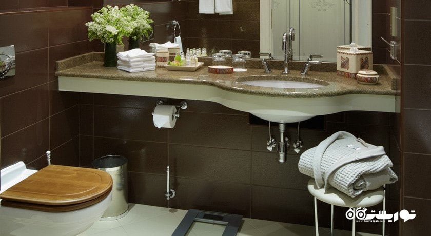 حمام و سرویس بهداشتی اتاق ها