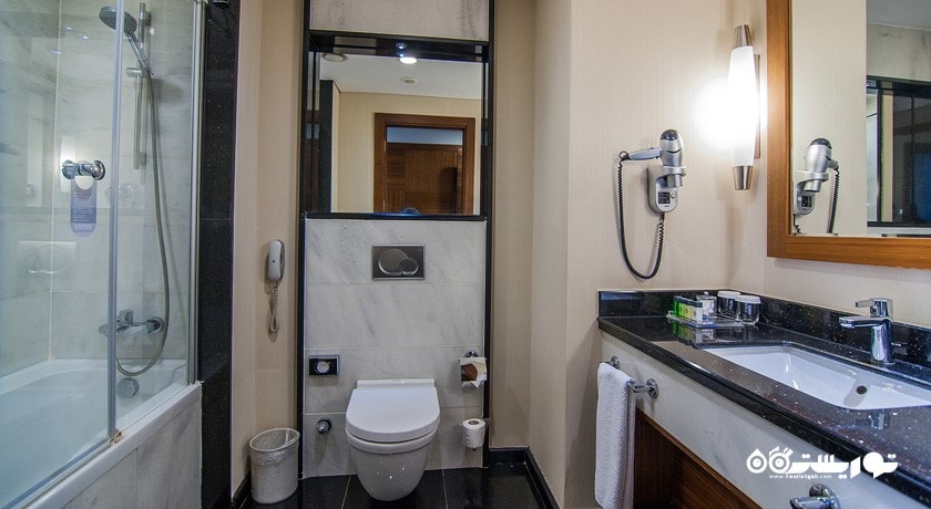 حمام و سرویس بهداشتی اتاق ها