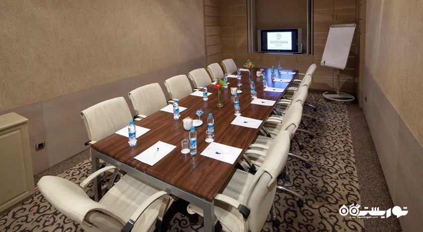 اتاق برگزاری جلسات در هتل