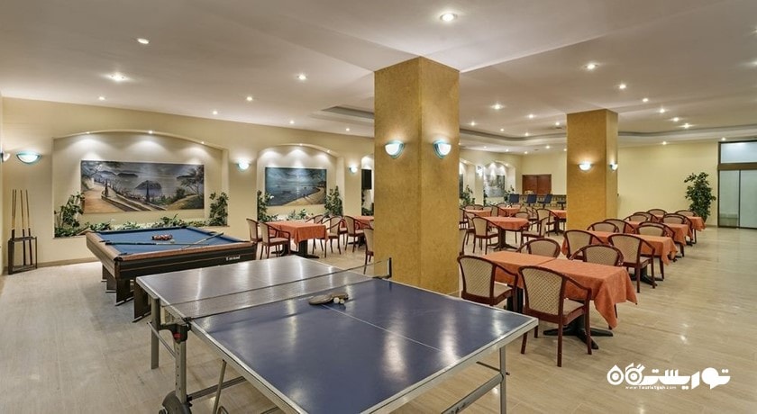 میز پینگ پونگ و میز بیلیارد هتل