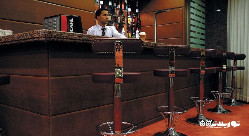 نمای بار هتل اوزکایماک پارک