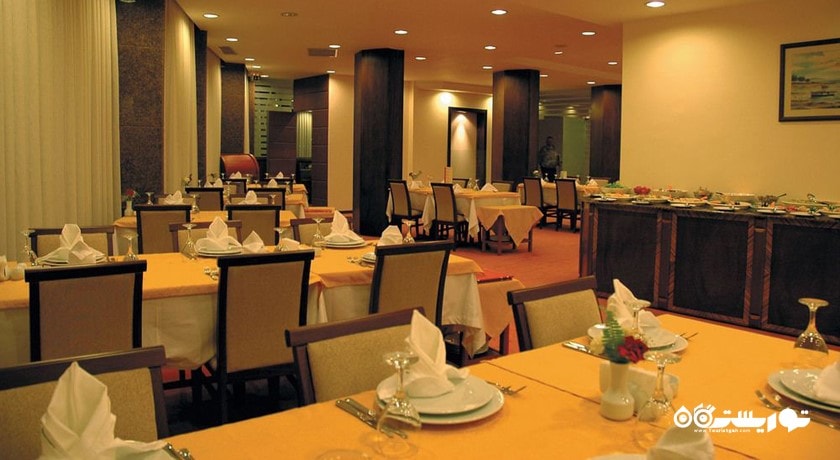 نمای دیگر از رستوران هتل اوزکایماک پارک
