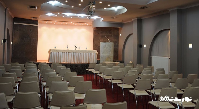 سالن برگزاری جلسات در هتل