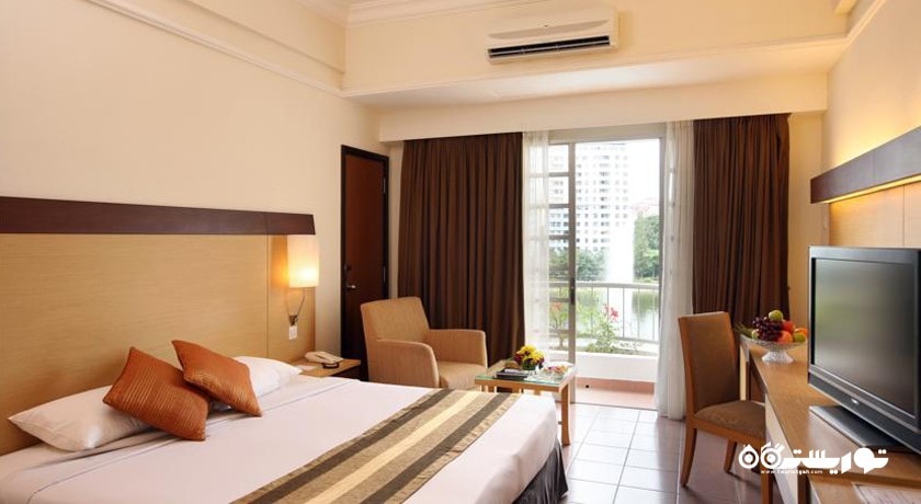 نمای تخت بزرگ اتاق دلوکس