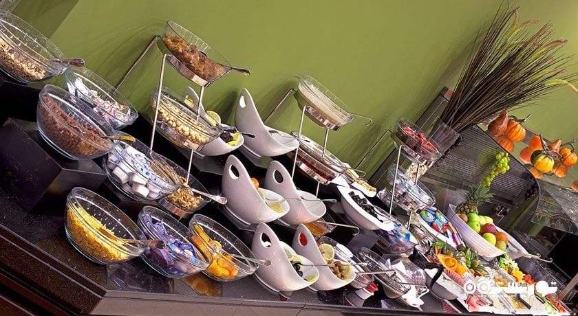 بوفه سلف سرویس رستوران کنکورد