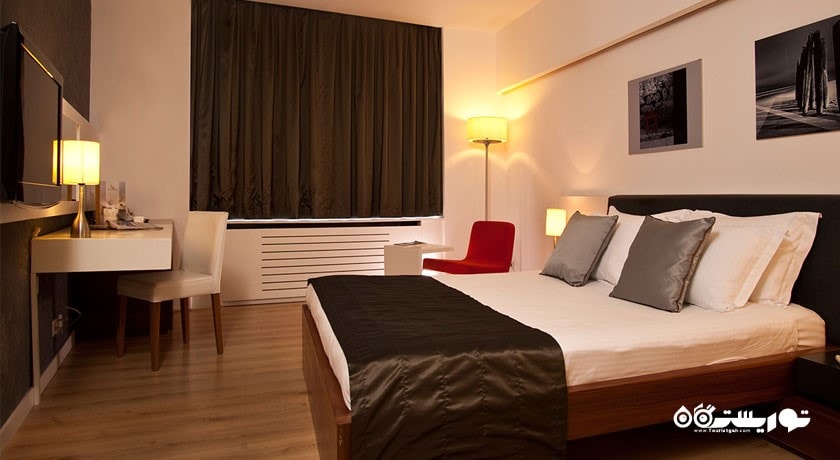 نمای تخت بزرگ اتاق سوپریور