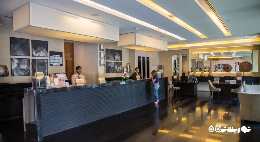 میز پذیرش هتل سفران بوتیک