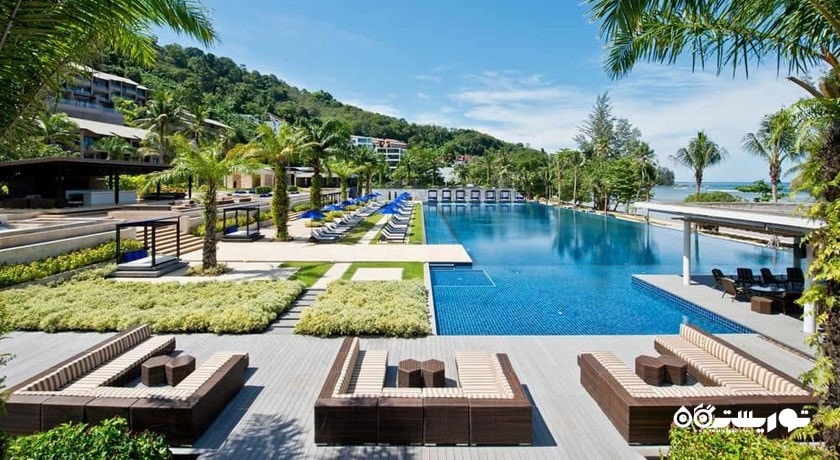 استخر روباز هتل حیات ریجنسی ریزورت