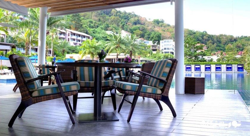 پول بار هتل حیات ریجنسی ریزورت