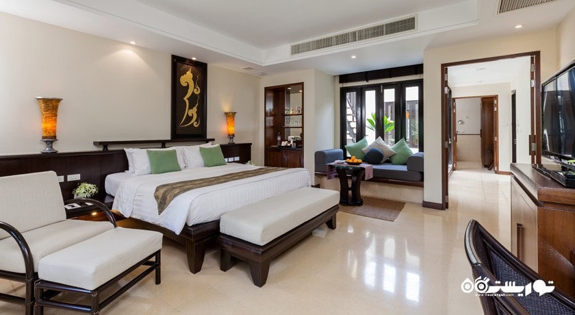 نمای تخت بزرگ ویلا پنت هاوس