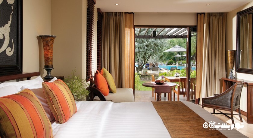 نمای تخت بزرگ ویلا فمیلی