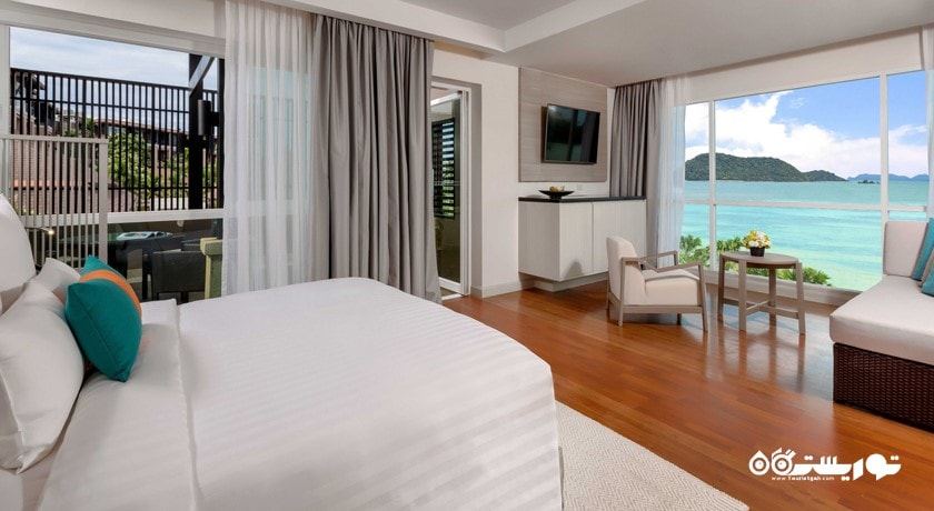 نمای تخت بزرگ سوئیت دلوکس