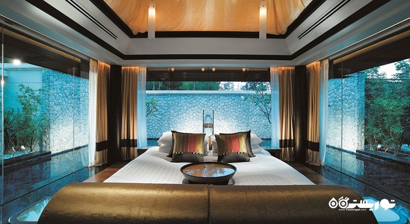 نمای تخت بزرگ ویلا یک خوابه