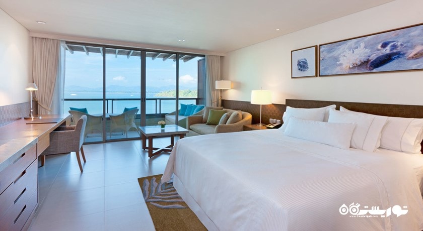 نمای تخت بزرگ اتاق سوپریور