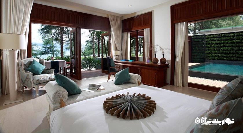 نمای تخت بزرگ ویلا یک خوابه