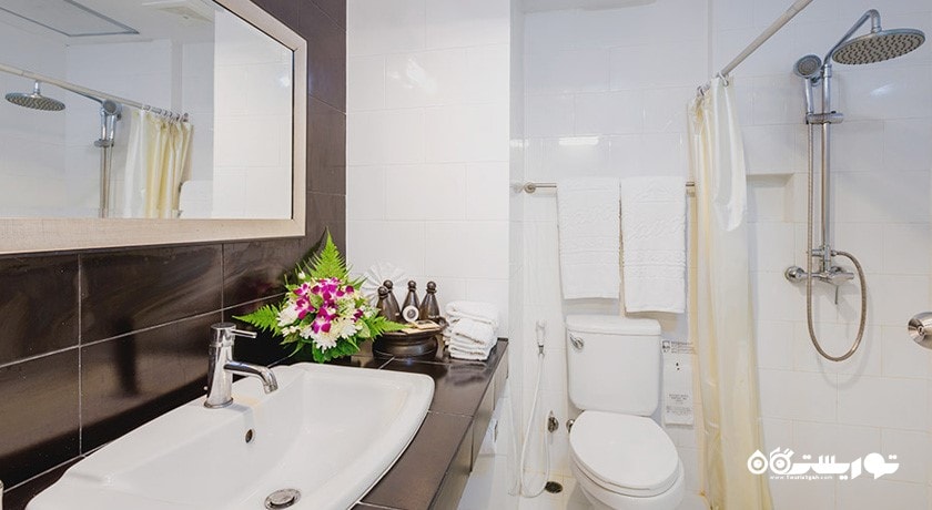 حمام و سرویس بهداشتی اتاق ها