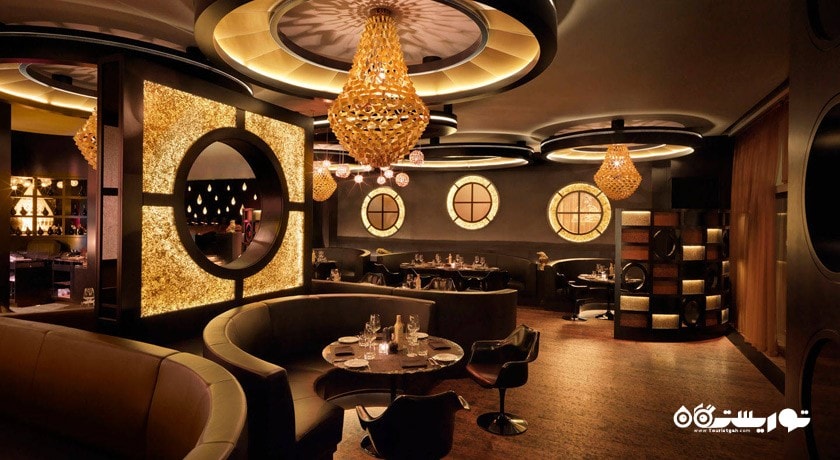 نمای کلی اورونرو بار اند رستورانت