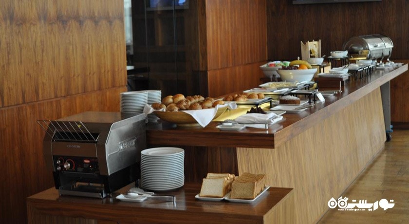 بوفه سلف سرویس صبحانه