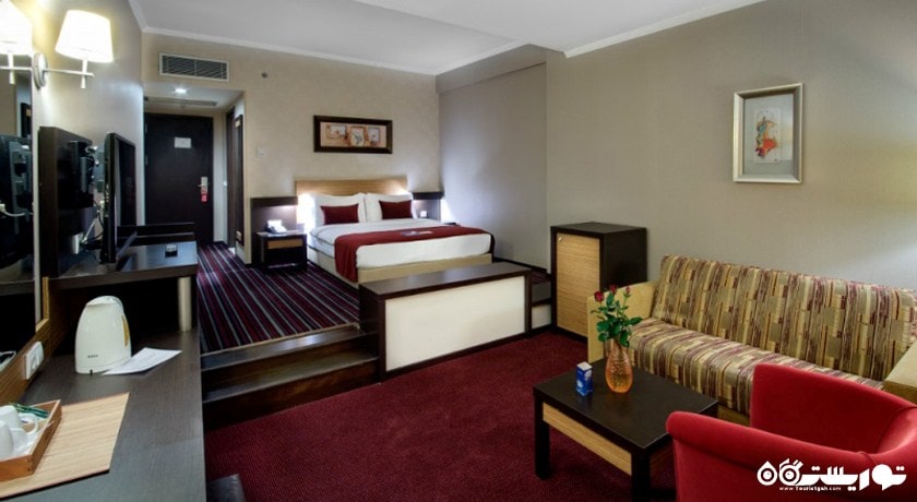 نمای کلی اتاق ورد لارج	