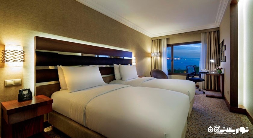 اتاق توئین با چشم انداز دریا	