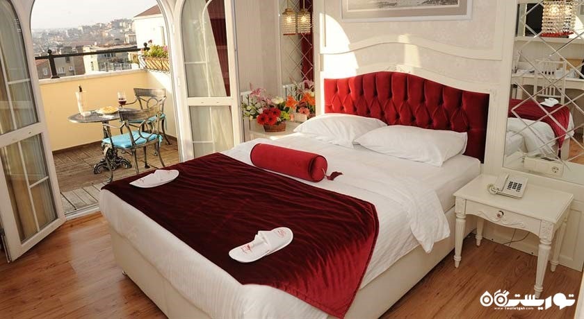 	تخت بزرگ اتاق سوپریور