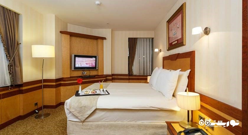 سوئیت جونیور هتل بایوتل	