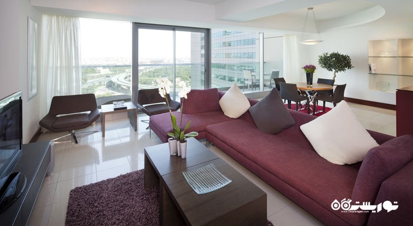 محوطه نشیمن آپارتمان دوخوابه دوبلکس گالری