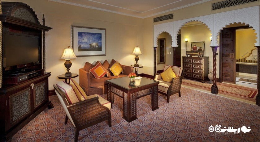 محوطه نشیمن سوئیت اوشن جونییور