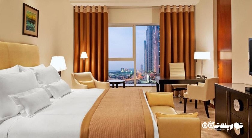 نمای تخت بزرگ سوئیت اگزکیوتیو