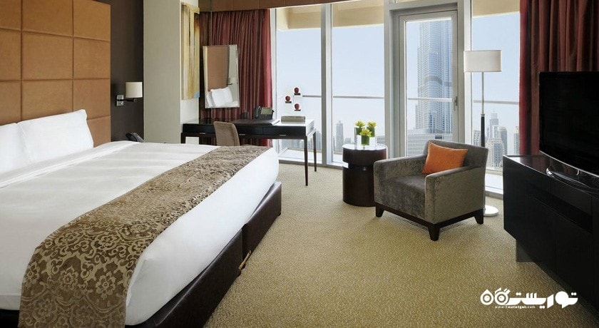 نمای تخت بزرگ اتاق پرمیر