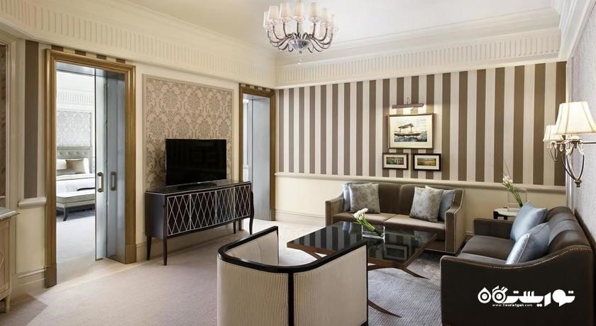 محوطه نشیمن سوئیت اگزکیوتیو